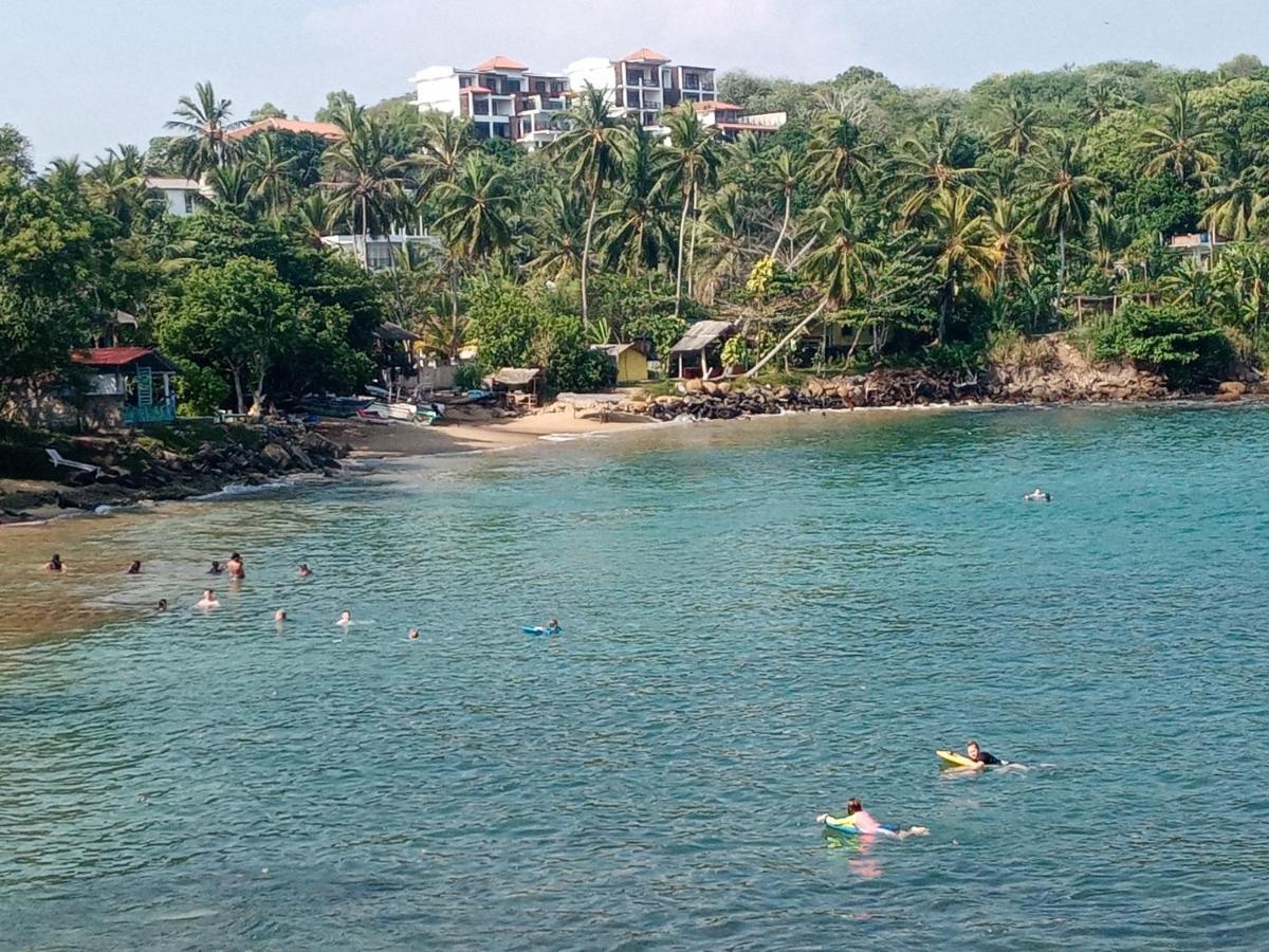Surf Paradise Tangalle Ngoại thất bức ảnh